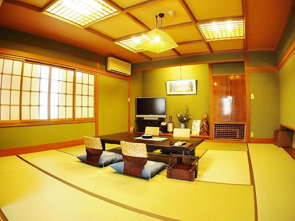 Chuo Hotel Chikuma Ngoại thất bức ảnh